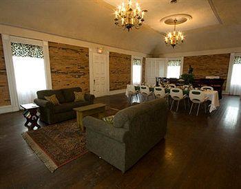 Rogues Harbor Inn Lansing Luaran gambar